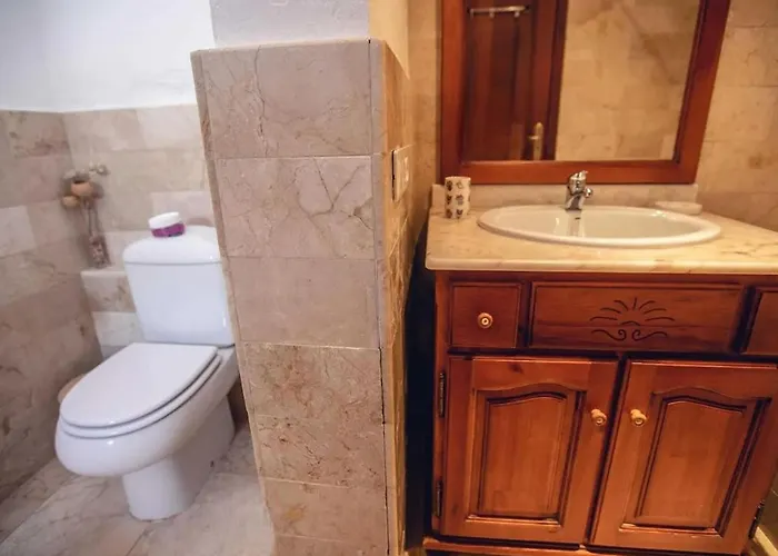 In Near Playa De Palomitas Villa