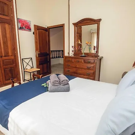 Vila In Near Playa De Palomitas