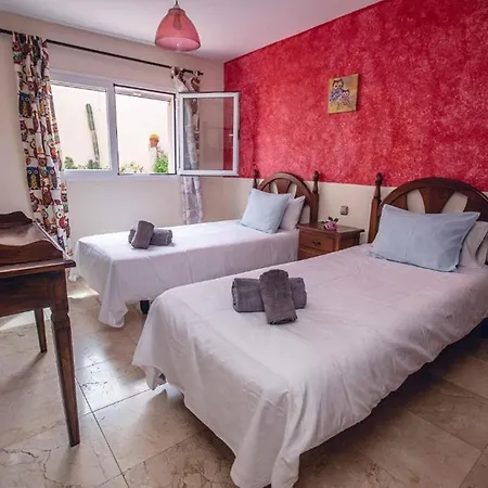 Vila In Near Playa De Palomitas *