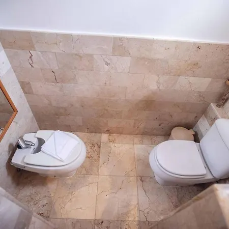 In Near Playa De Palomitas Vila *