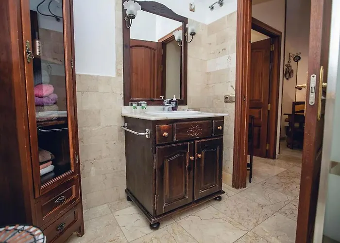 In Near Playa De Palomitas Villa